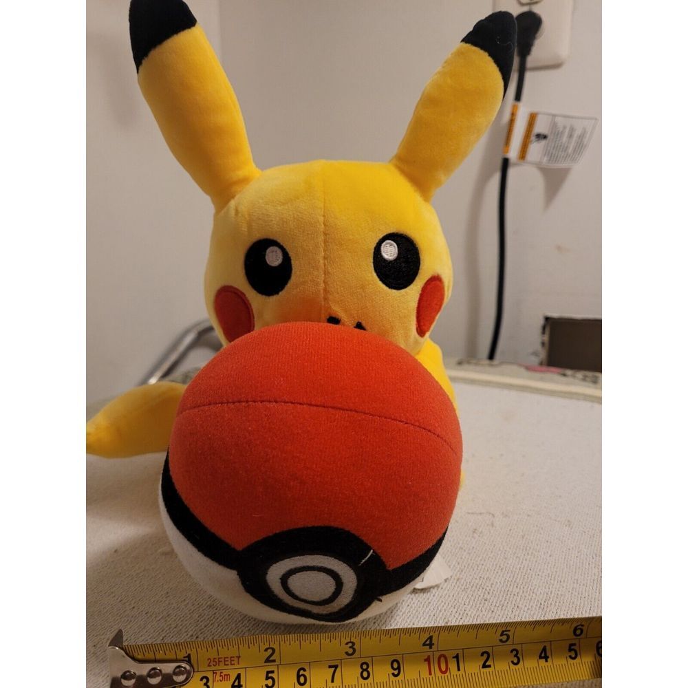 Pikachu & Poke Ball‎ Plush Toy Pokemon